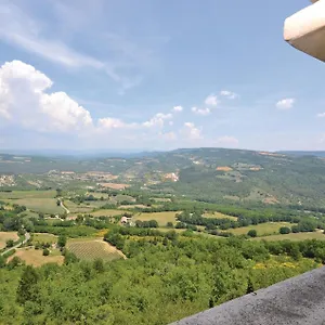  Hébergement de vacances Stunning In With House A Mountain View
